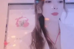 祝小姐姐的,探寻现代都市女性的幸福密码