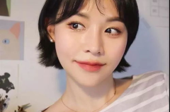 黄冈短发小姐姐微信,黄冈小姐姐的微信风采